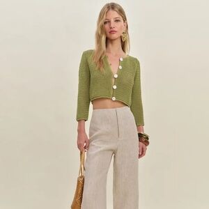 NWT Reformation Croissant Cropped Cardigan in avocado (size XS)